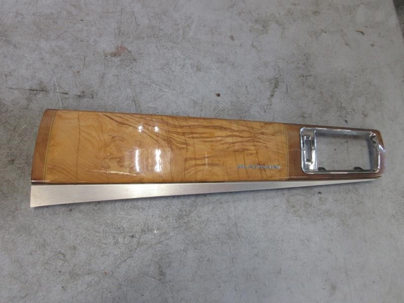 2008-2014 Cadillac Escalade Platinum OEM Passenger Dash Panel 20935555