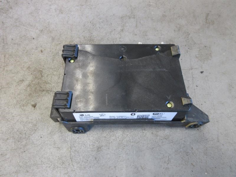 15 Chevrolet Corvette C7 OEM Human Interface Communication Control Module