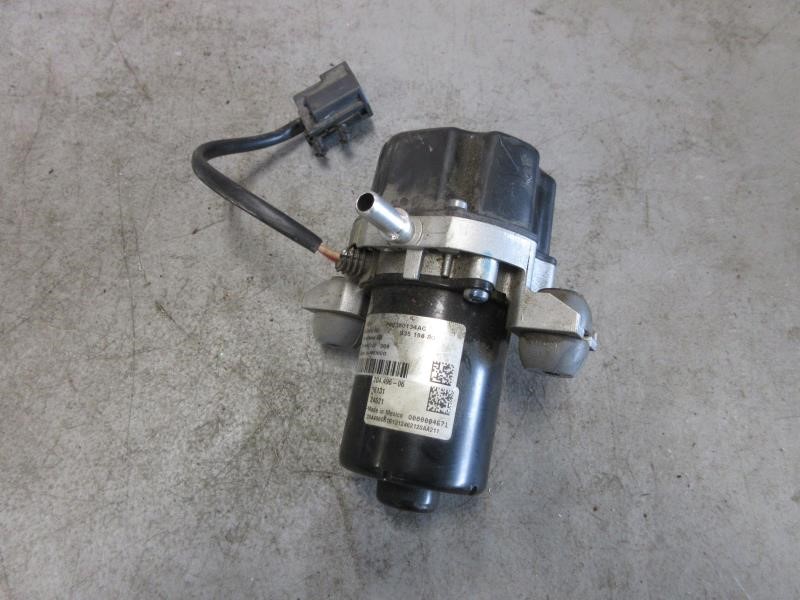 2020-2023 Jeep Wrangler JL OEM Vacuum Pump 68360134