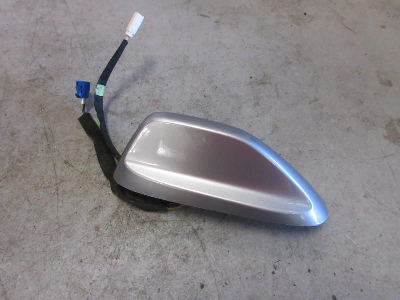 18-20 Jeep Grand Cherokee Durango OEM Shark Fin Antenna Silver 6DE46JSCAA