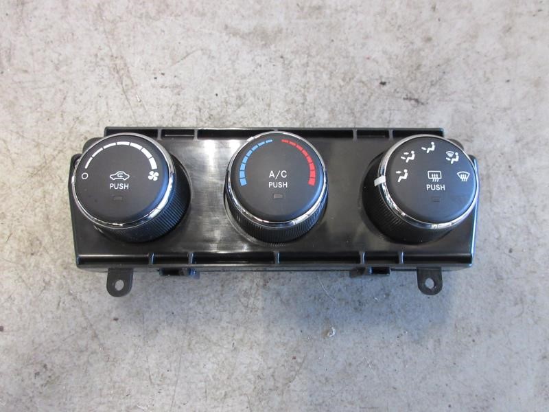 2014-2018 Jeep Wrangler JK OEM HVAC Temperature Control Module 68197433
