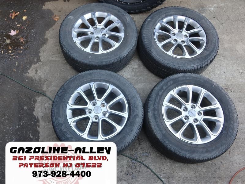 2014 2015 2016 Jeep Grand Cherokee OEM 18x8 (4) Wheels w/ Tires 1VH40DD5AB