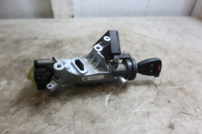 2007-2018 Jeep Wrangler JK JKU OEM Ignition Switch w/ Key 05057296