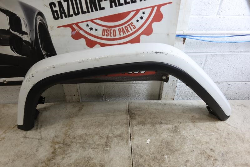 2018-2024 Jeep Wrangler JL Rubicon OEM Rear Right Passenger Flare White 6CE86TZZAF