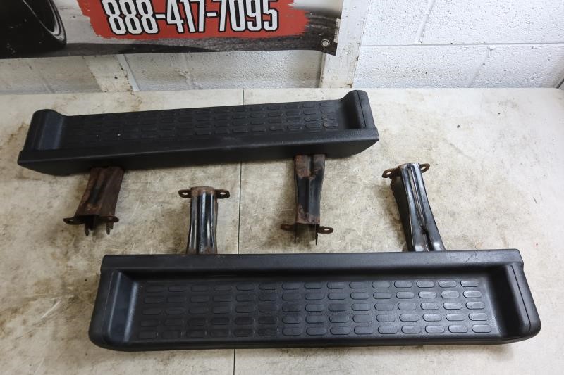 2001-2006 Jeep Wrangler TJ OEM Side Step Running Board Pair Left Right 55156200