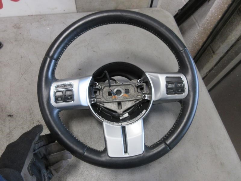 2011-2018 Jeep Wrangler JK JKU OEM Steering Wheel w/ Controls 5LQ421X9AA