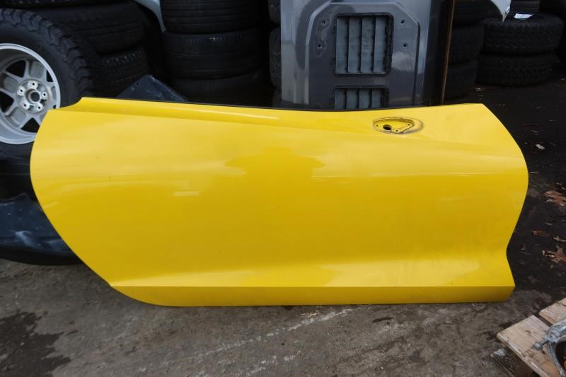 2014-2019 Chevy Corvette C7 OEM Front Right Passenger Door Shell Yellow 23462076