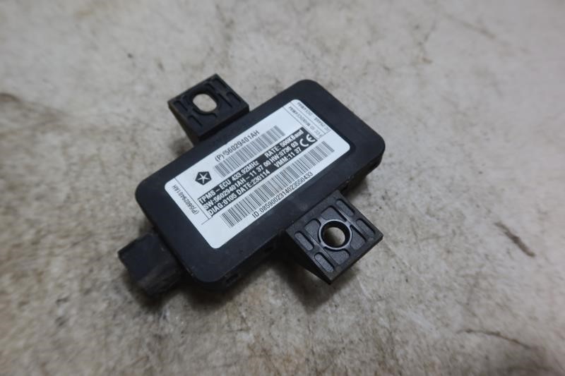 2011-2013 Jeep Grand Cherokee OEM TPMS Tire Pressure Monitor Sensor 56029401