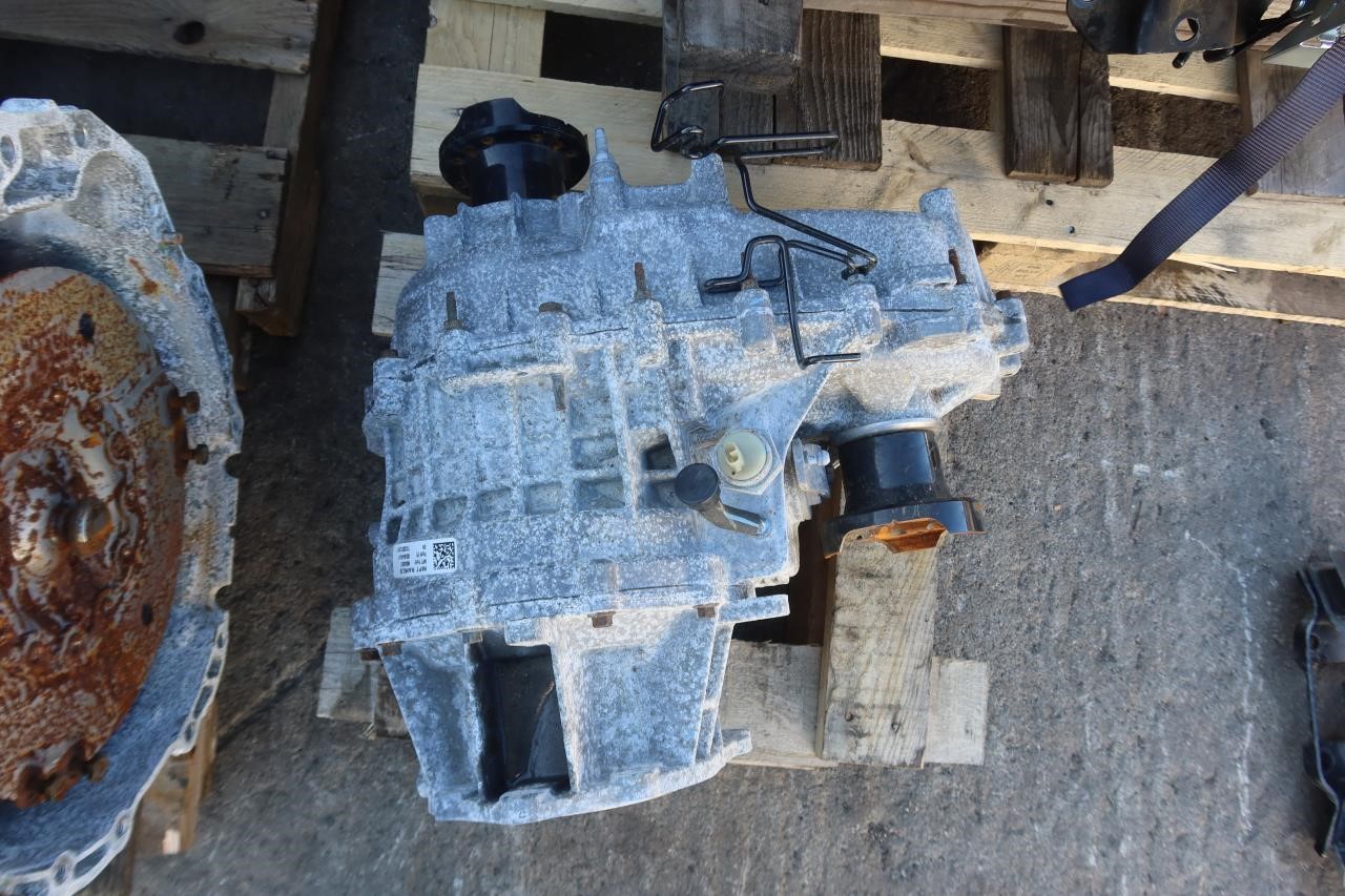 2018-2023 Jeep Wrangler JL Rubicon OEM 4:1 Automatic Transfer Case 68240441