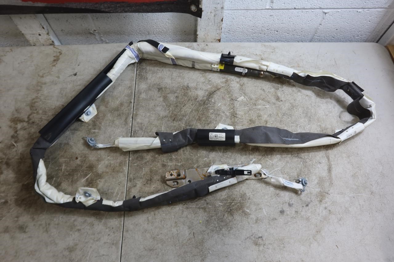 2018-2022 Dodge Durango OEM LH Driver Left Side Curtain Roof AlRBAG 68250179

2018-2025 Dodge Durango OEM Part for Left Driver Roof Assembly 68250179