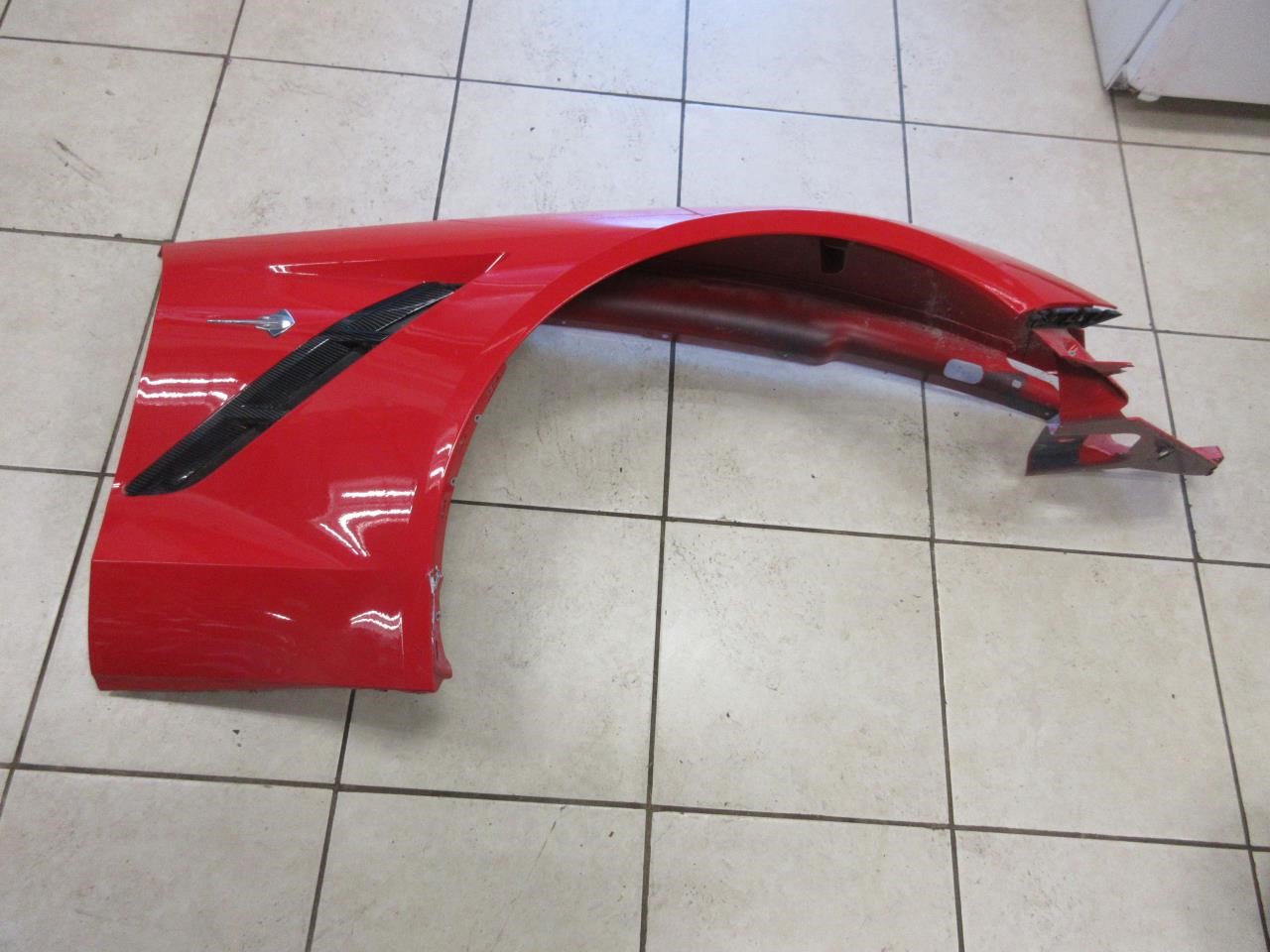 2014-2019 Chevy Corvette Z51 Stingray OEM Right Passenger Fender 84423757
