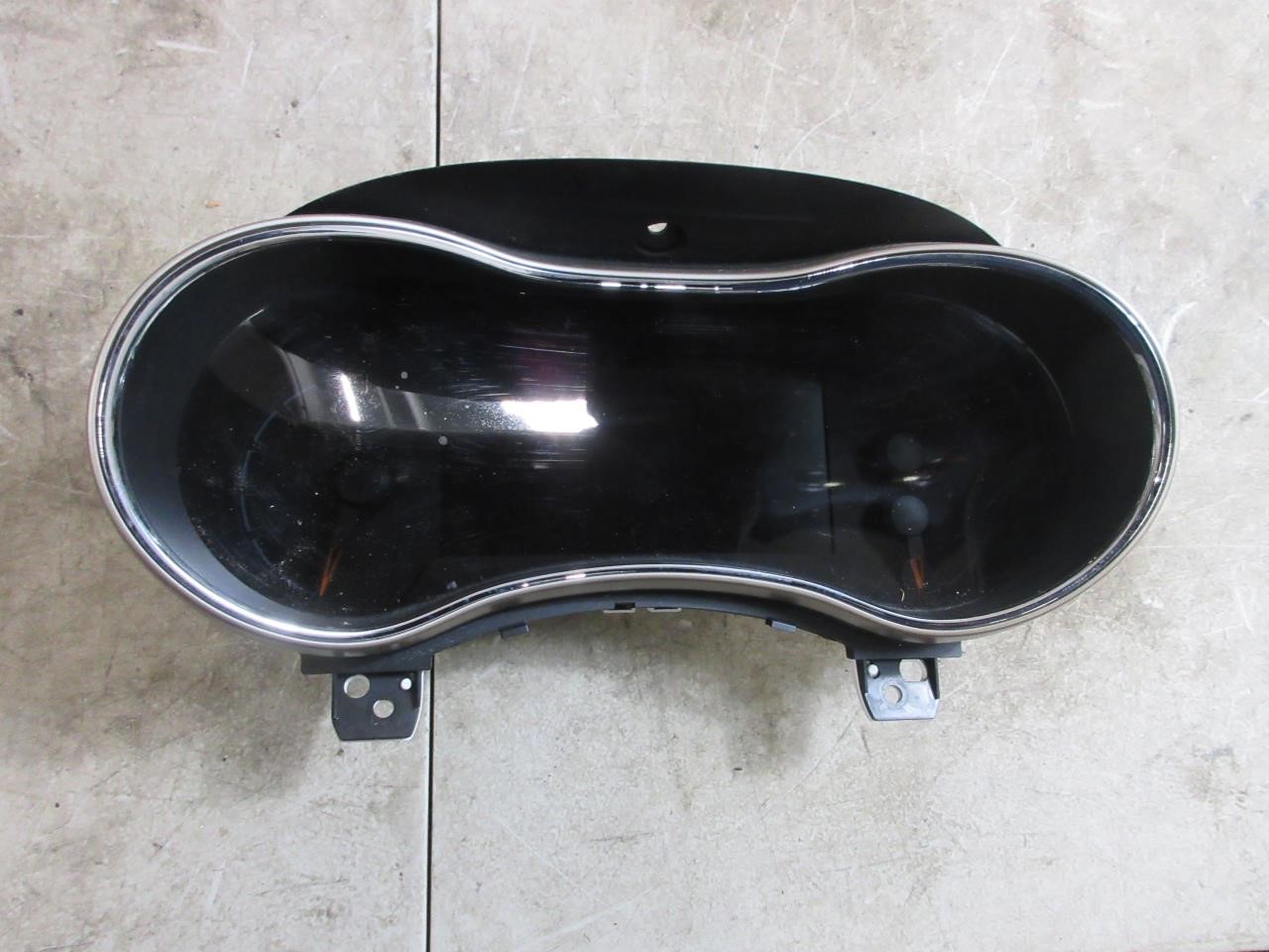 2017 Jeep Grand Cherokee OEM Instrument Panel Cluster Speedometer 68302223