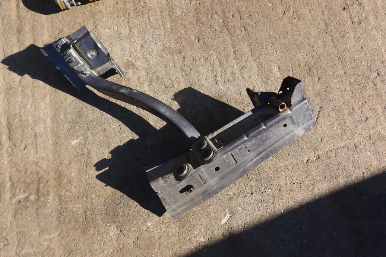 2011-2022 Jeep Grand Cherokee OEM Front Left Driver LH Side Frame Rail 68224808