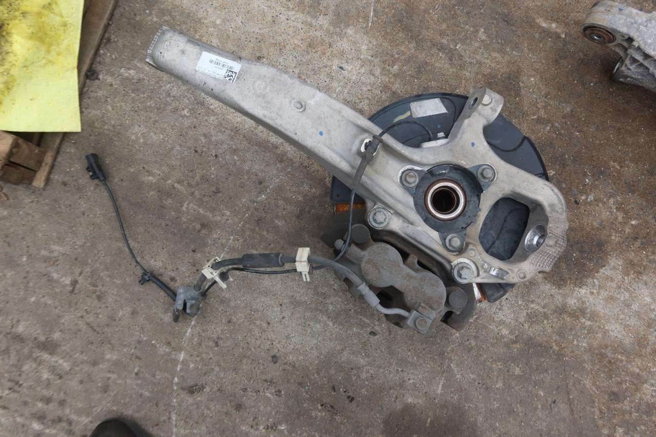 2016-2022 Jeep Grand Cherokee OEM Front Left Driver Knuckle w/ Caliper 04877659