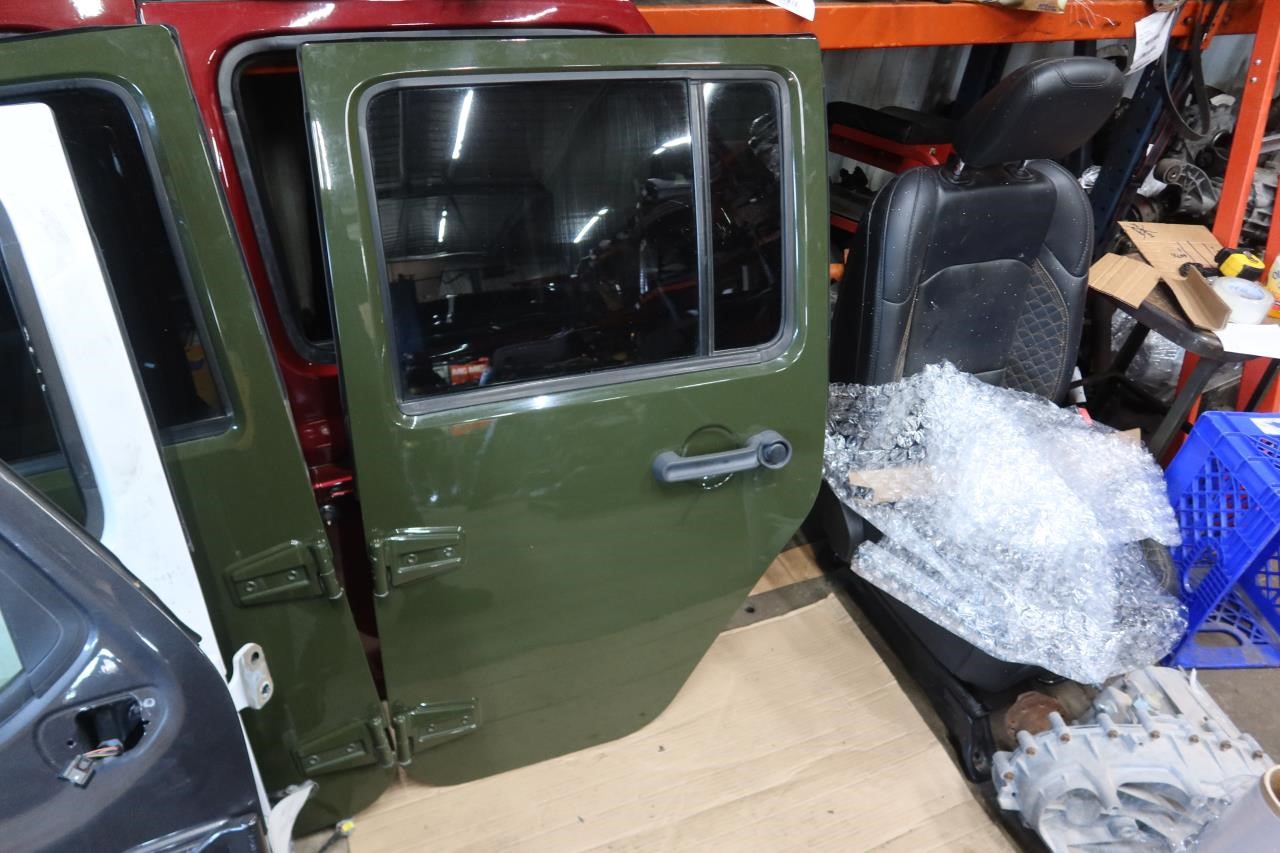 2011-2018 Jeep Wrangler JK JKU OEM Rear Left Driver Side Power Door 68079599