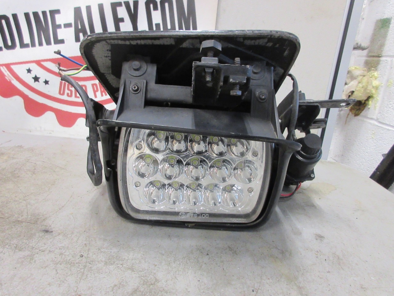 1988-1996 Chevrolet Corvette OEM Left Driver Headlight Head Lamp 16509993 