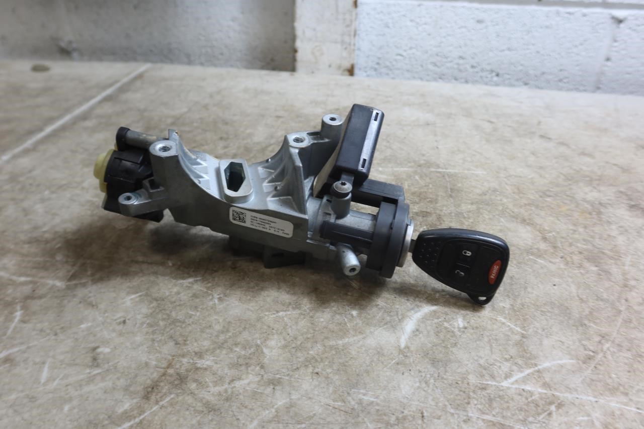 2007-2018 Jeep Wrangler JK JKU OEM Ignition Switch w/ Key 05057296