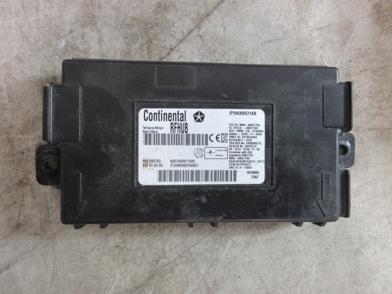 2018 Dodge Challenger Charger OEM Keyless Entry Receiver Hub 68356571