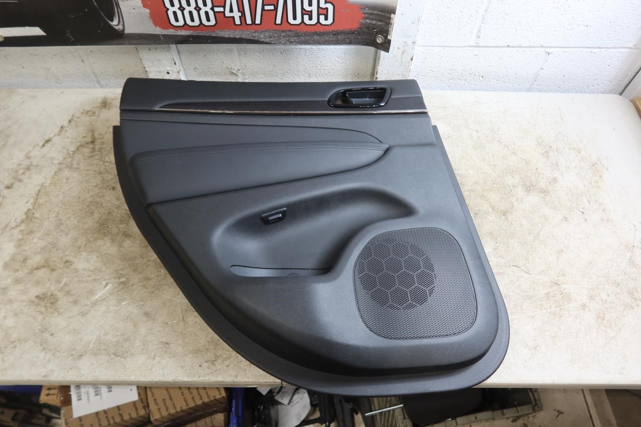 2019-2021 Jeep Grand Cherokee OEM Rear Left LH Driver Door Trim Panel 6NV082X9AB