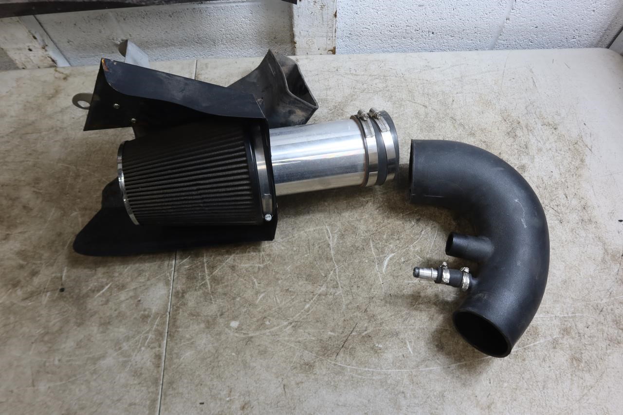 2011-2014 Ford Mustang Aftermarket 5.0L Cold Air Intake Cleaner Filter Box