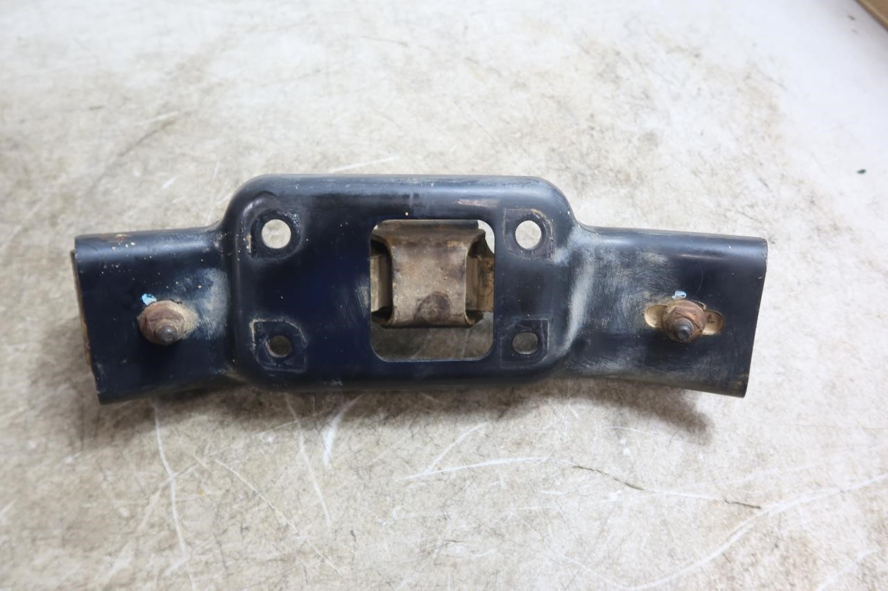 2012-2018 Jeep Wrangler JK OEM Transmission Mount Isolator 05147192