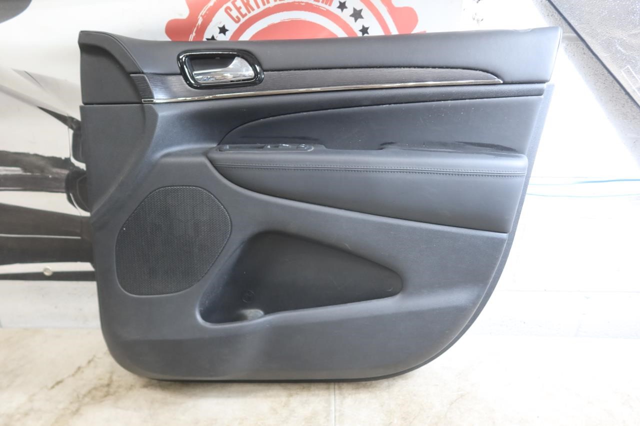 2019-2021 Jeep Grand Cherokee OEM Front Right Door Trim Panel Assembly