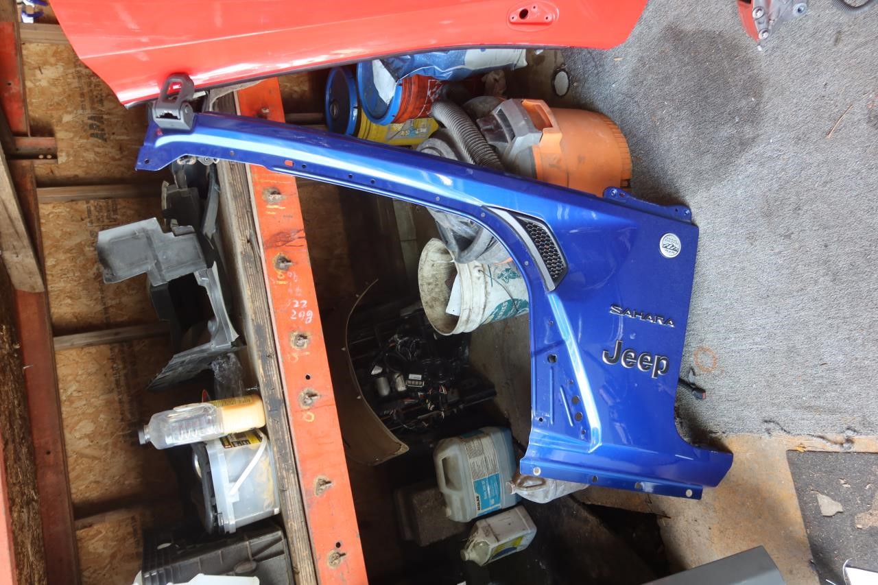 2018-2023 Jeep Wrangler JL Gladiator JT OEM Front Left LH Driver Fender 68281947