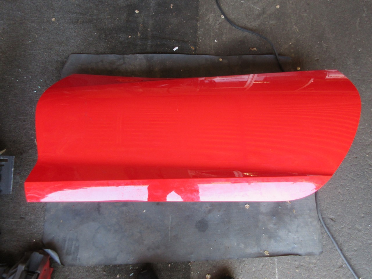 2014-2019 Chevy Corvette C7 OEM Front Left Driver Door Shell Red 23462077