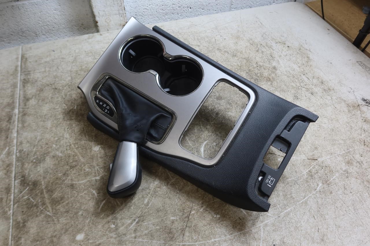 2018-2021 Jeep Grand Cherokee OEM Gear Shift Indicator Bezel 5VK204X9AF