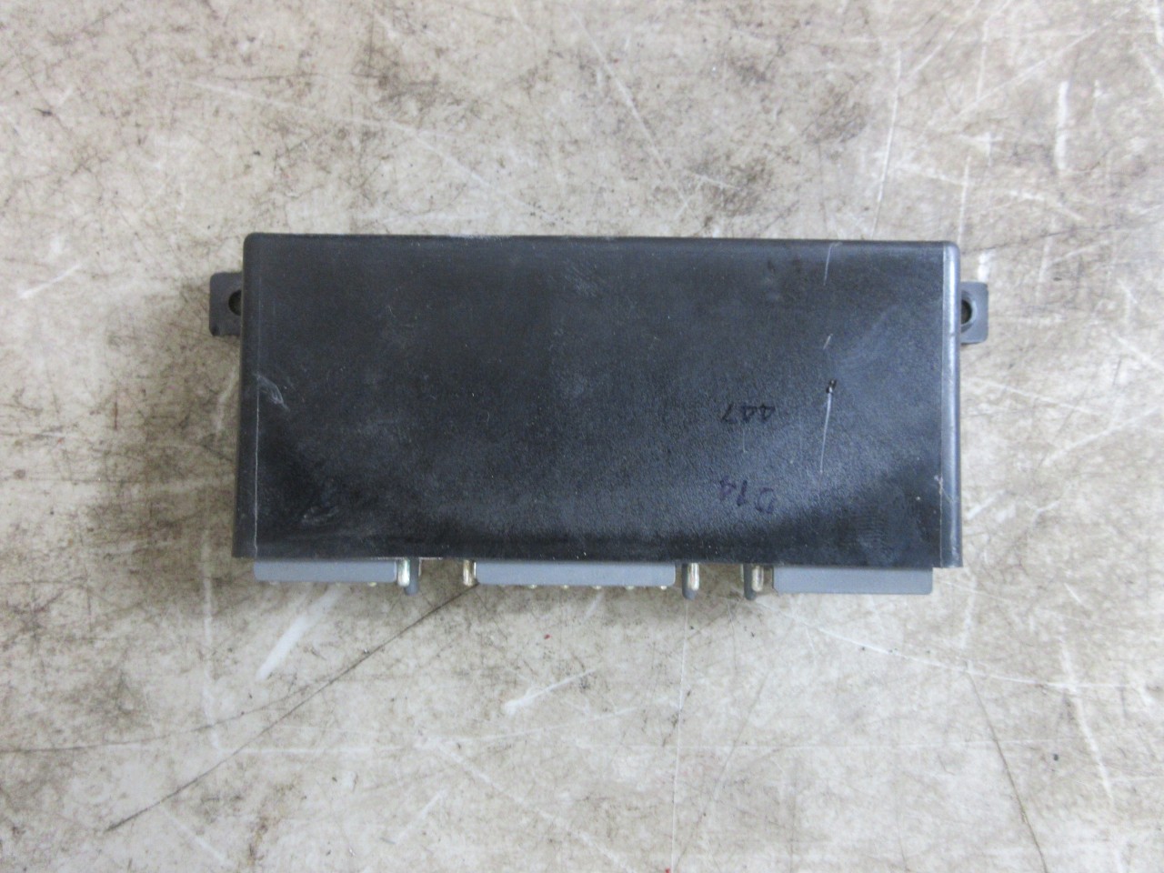 86-89 Mercedes R107 560SL 380SL Lamp Light Control Module 1075420132