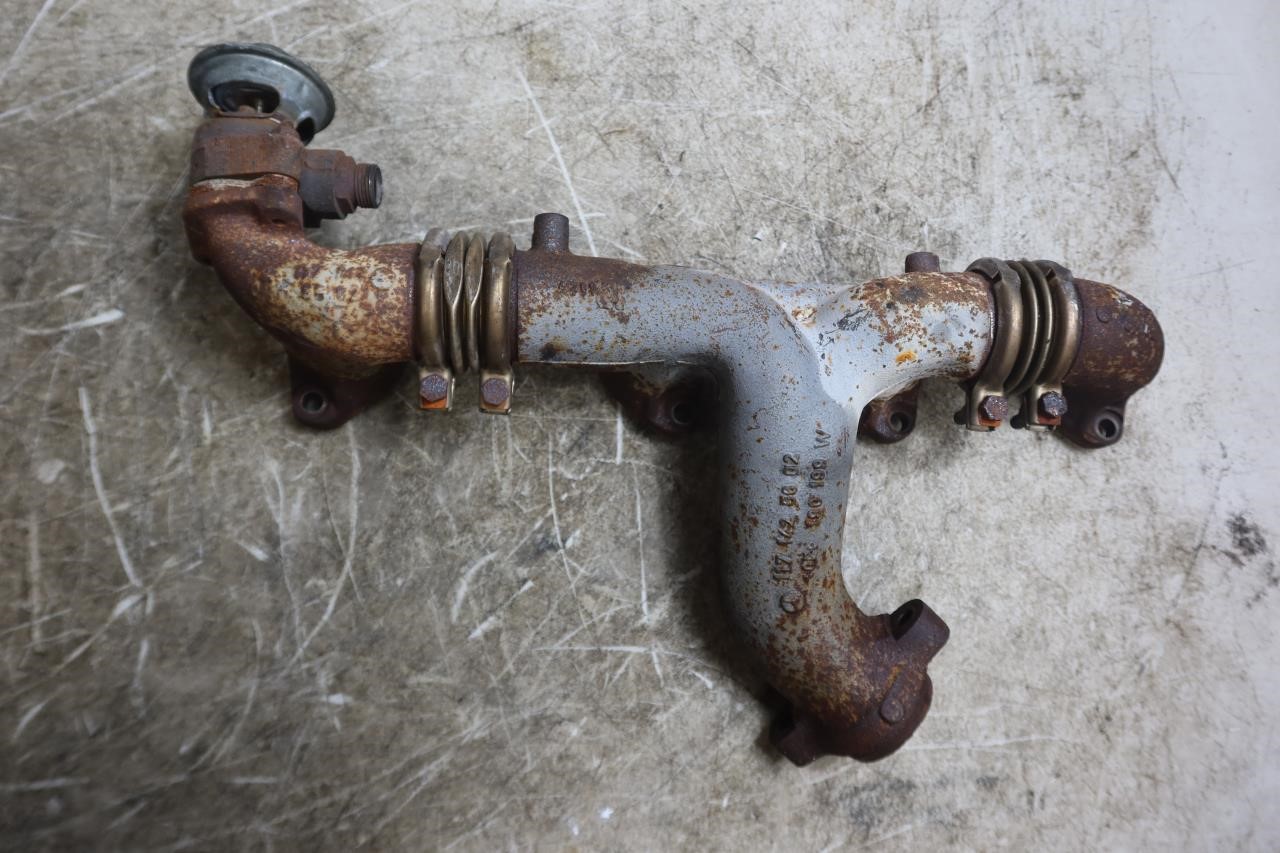 Mercedes 560SL R107 OEM Exhaust Manifold Left Driver Side 117 142 56 02