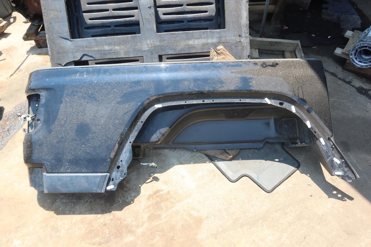2020-2025 Jeep Gladiator JT OEM Right Passenger Pickup Bed Quarter Panel Cut