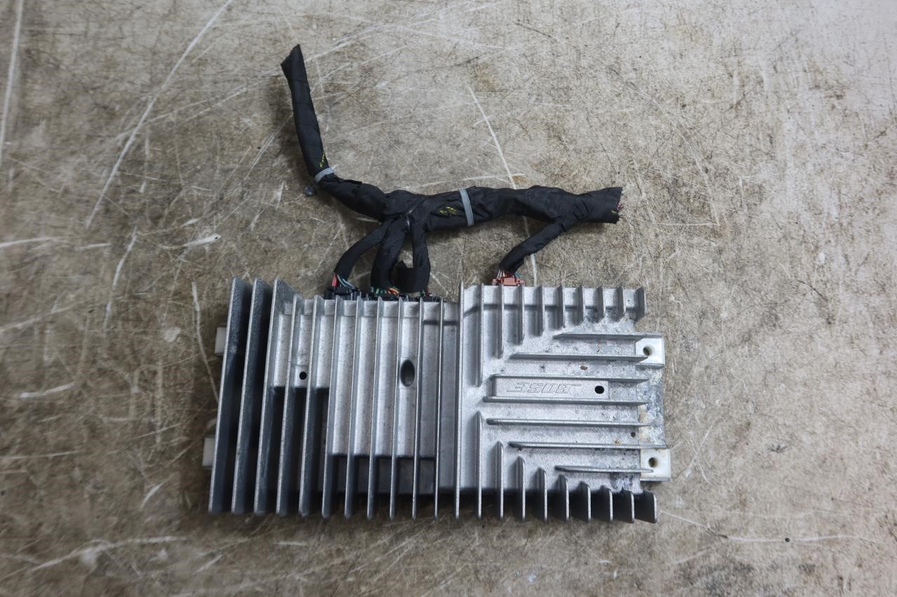 2010-2014 Cadillac Escalade OEM Amplifier w/ Pigtails 20944419