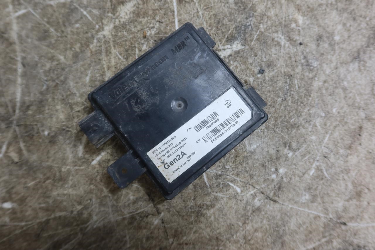 2011-2014 Cadillac Escalade OEM Blind Spot Radar Module 22896038