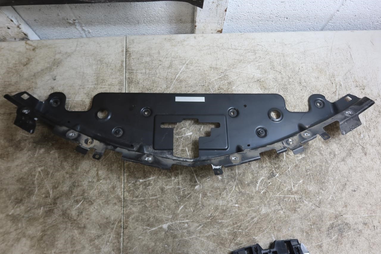 2016-2024 Chevy Camaro ZL1 Performance OEM Front Upper Bumper Support 84522138