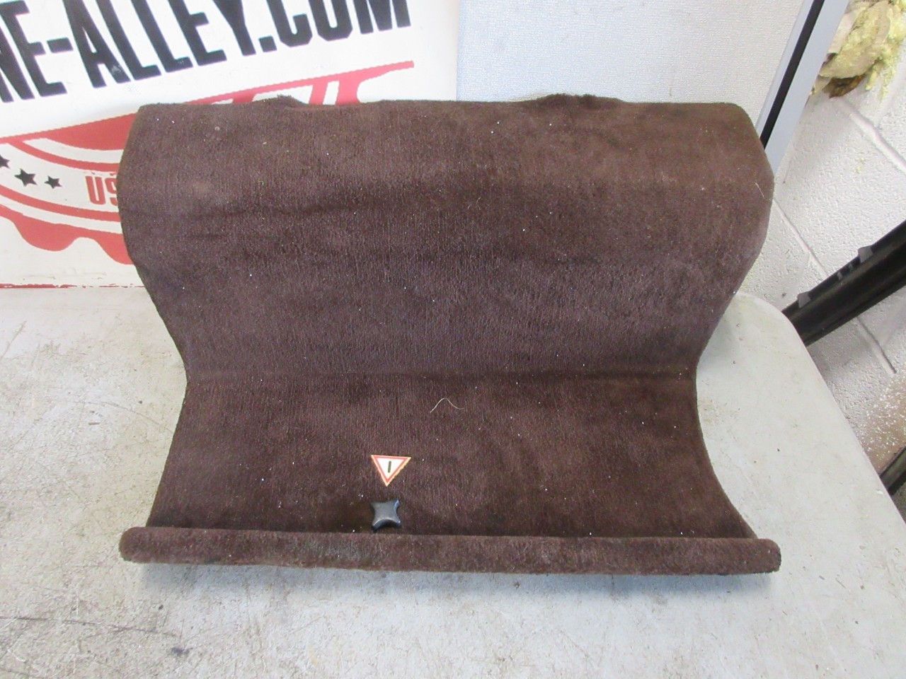 89 Mercedes R107 380 450 500 560 Trunk Battery Carpet Cover Brown 1076930416