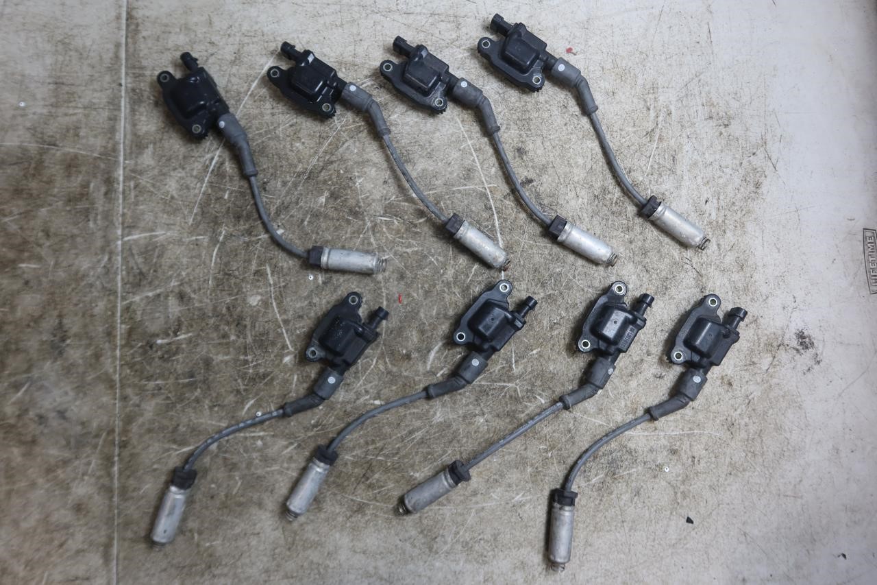 2014-2019 Corvette C7 OEM Ignition Coil Pack w/ Wires Set of 8 12619161