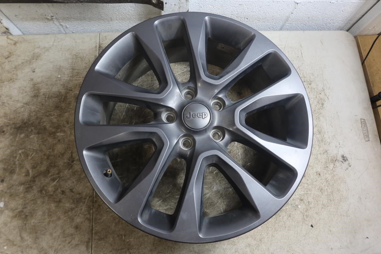 2016-2022 Jeep Grand Cherokee OEM 20x8 Single Wheel Assembly 5XL06TRMAA