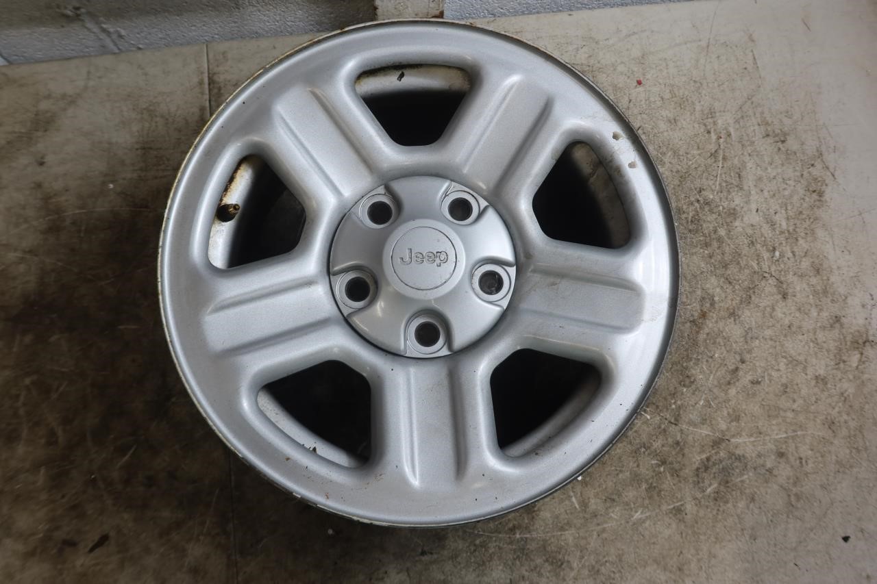 2007-2018 Jeep Wrangler JK OEM 16x7 Single Wheel Steel 1AH73TRMAC