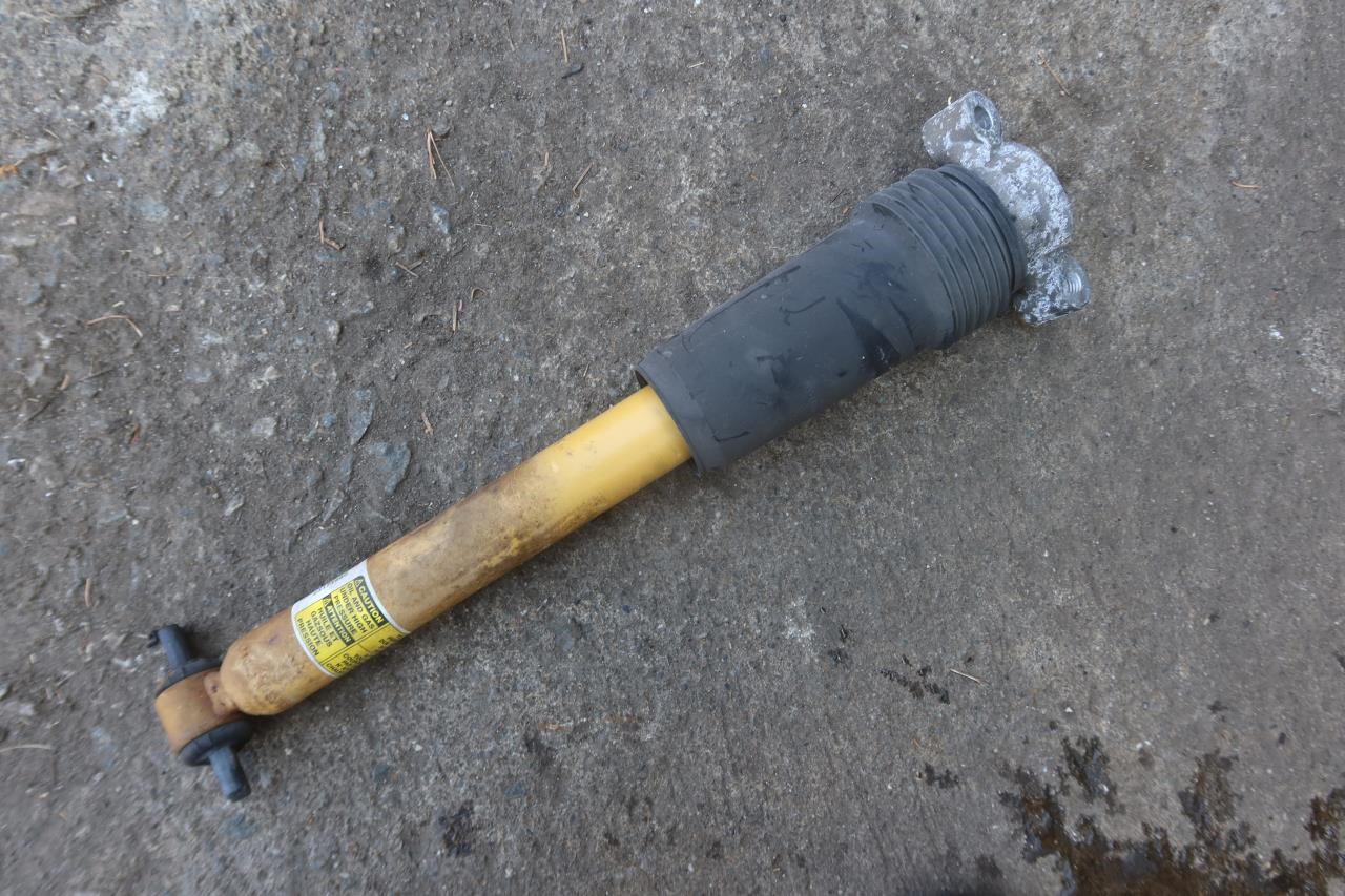 2014-2019 Chevy Corvette C7 OEM Front Shock Strut Single 23171680