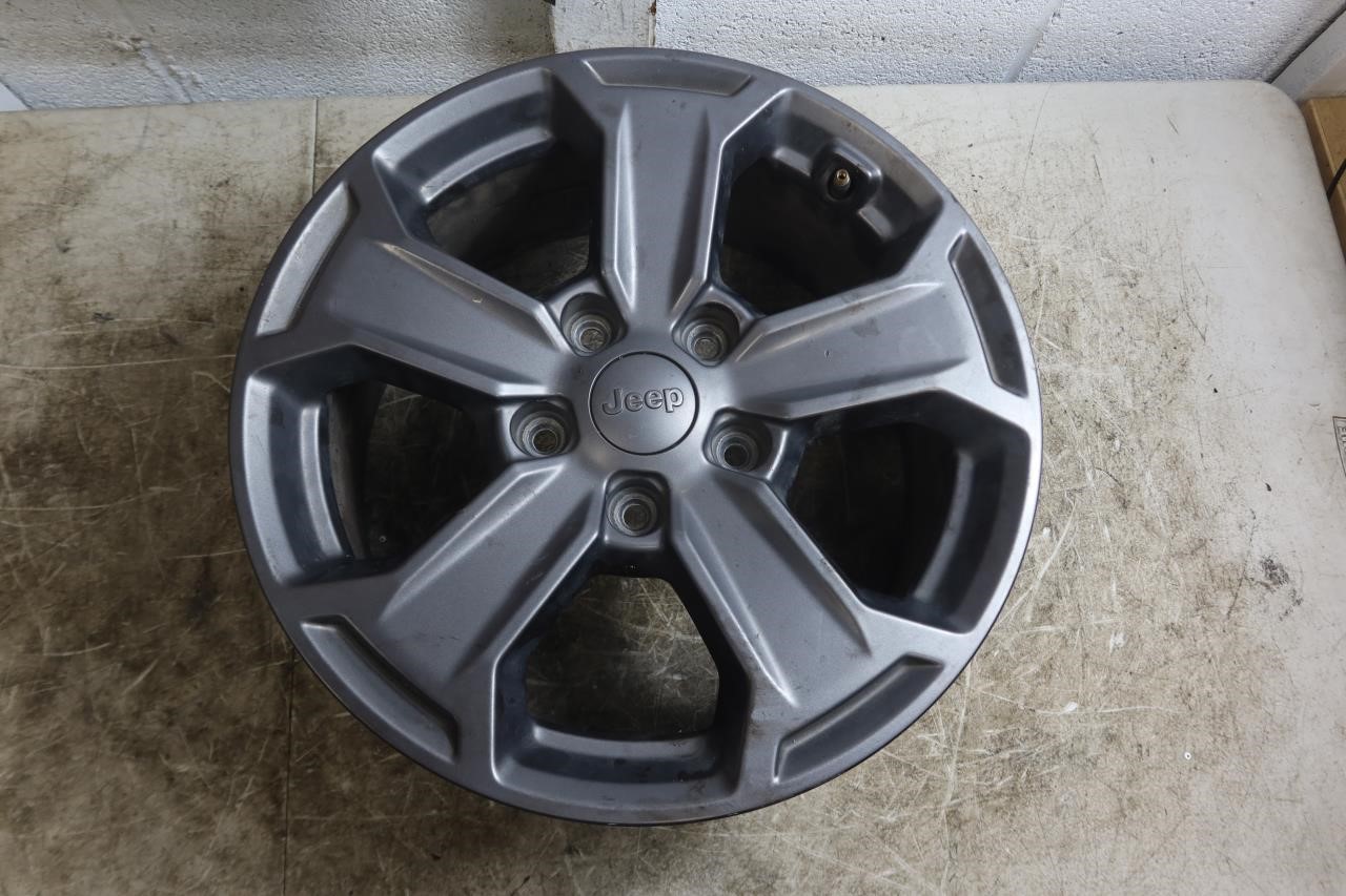 Jeep Wrangler JK Rubicon Recon OEM Wheel Single 17x7.5 Grey