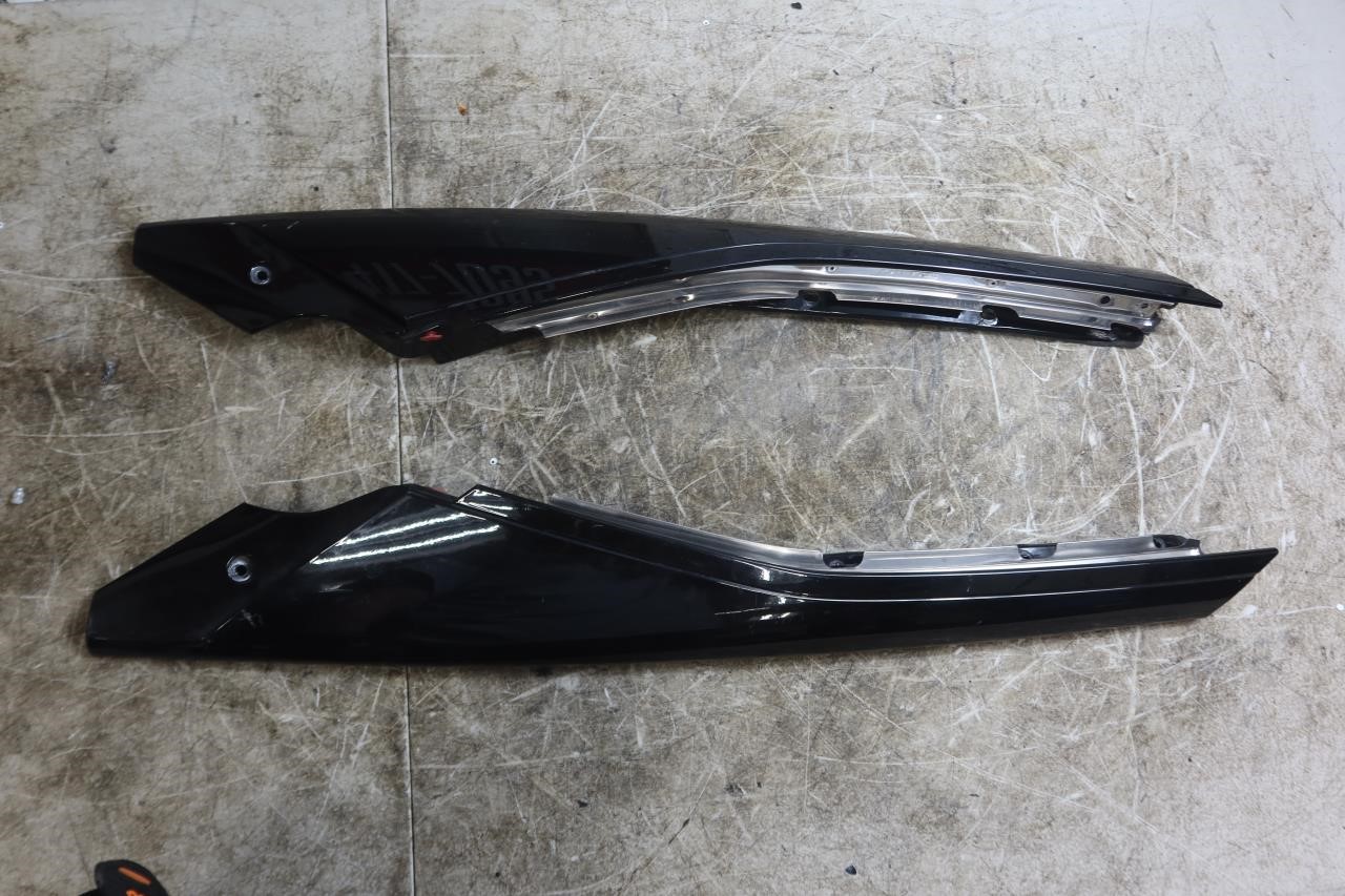 2014-2019 Chevy Corvette C7 OEM Front Driver/Passenger Upper Body Side Applique