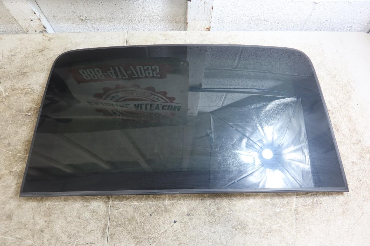 2011-2022 Jeep Grand Cherokee OEM Front Panoramic Sunroof Glass 68081057