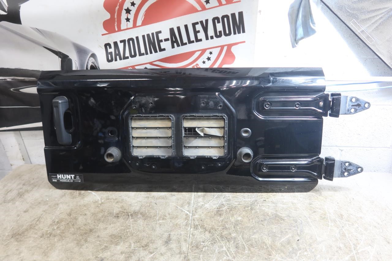 2018-2025 Jeep Wrangler JL JLU OEM Rear Tailgate Back Door PX8 68281561