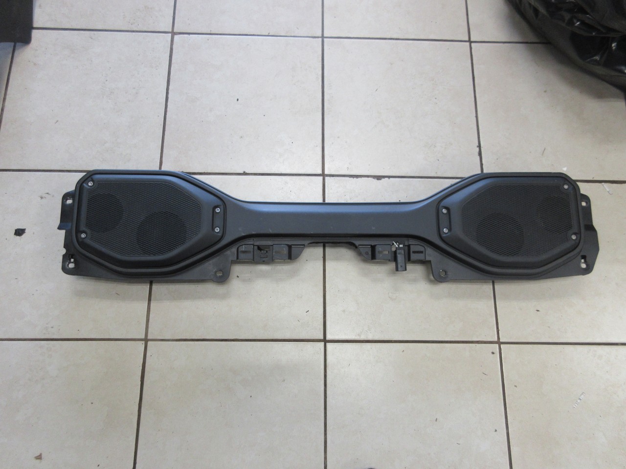 2018-2023 Jeep Wrangler JL OEM Speaker Enclosure Alpine Sound Bar 6AH07TX7AA