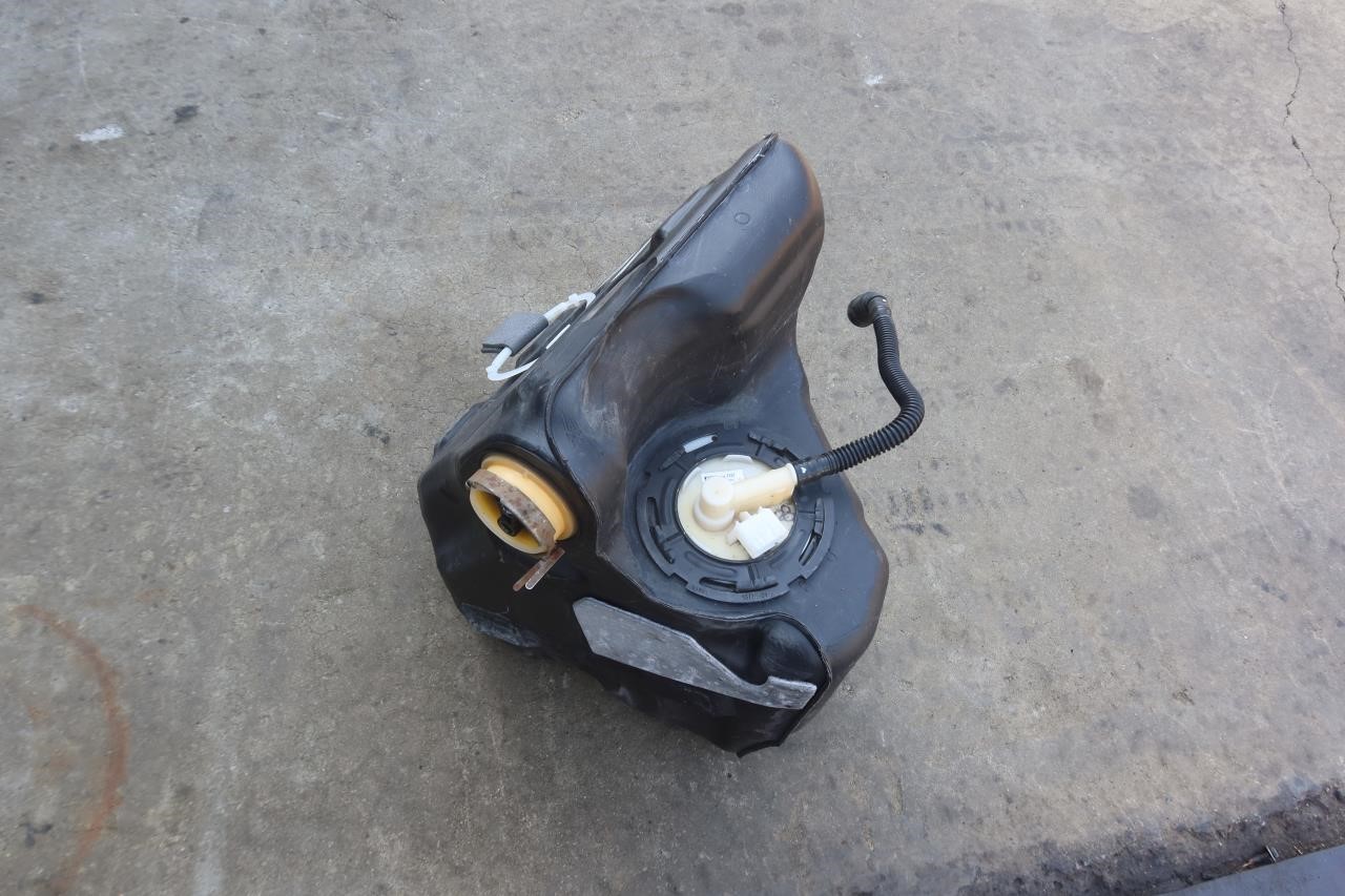 2014-2019 Chevy Corvette C7 OEM Right Passenger Fuel Tank w/ Pump 22815188