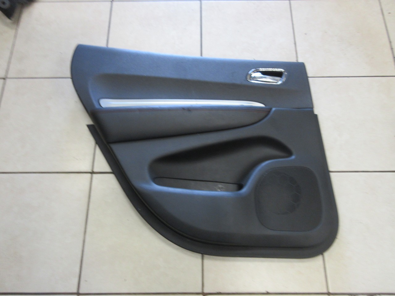 2018 Dodge Durango R/T OEM Rear Left Driver Door Trim Panel 6CV885