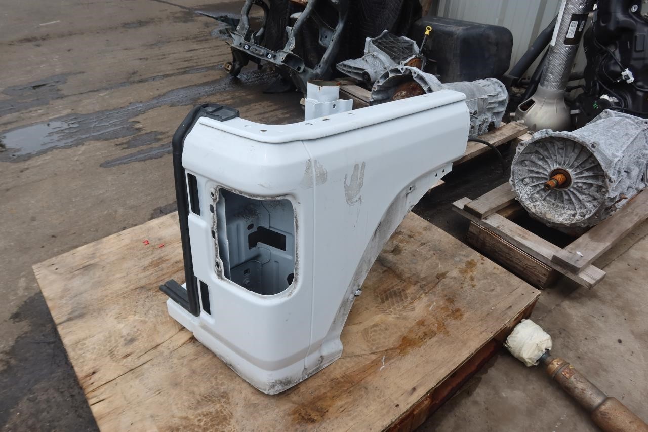 2018-2025 Jeep Wrangler JL OEM Rear Right Quarter Body Tail Light Cut Out