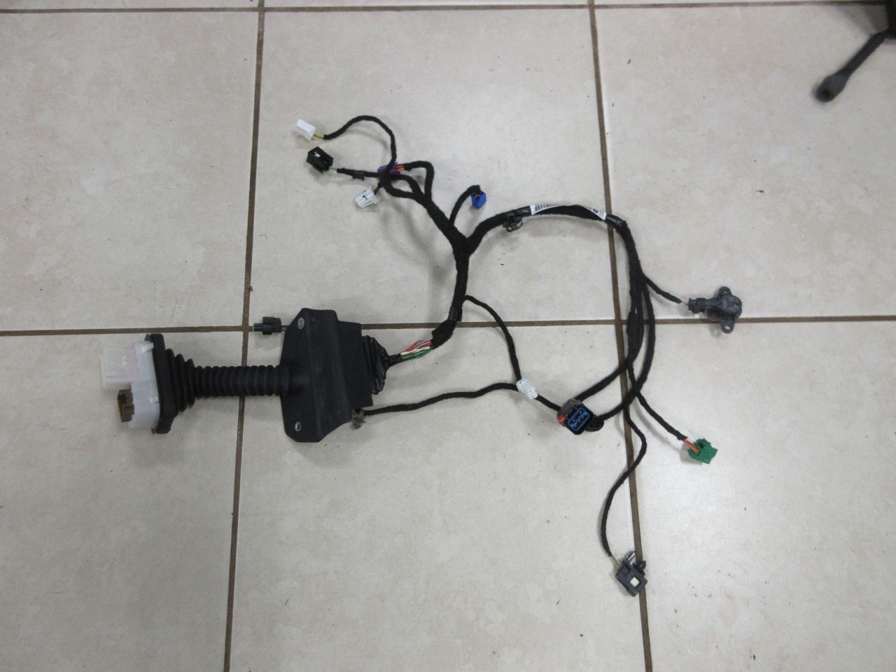 2019-2022 Dodge Durango OEM Front Right Passenger Door Wiring Harness 68413697