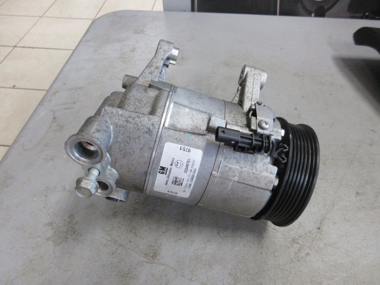 2017-2019 Chevrolet Corvette C7 OEM A/C Compressor 23349751